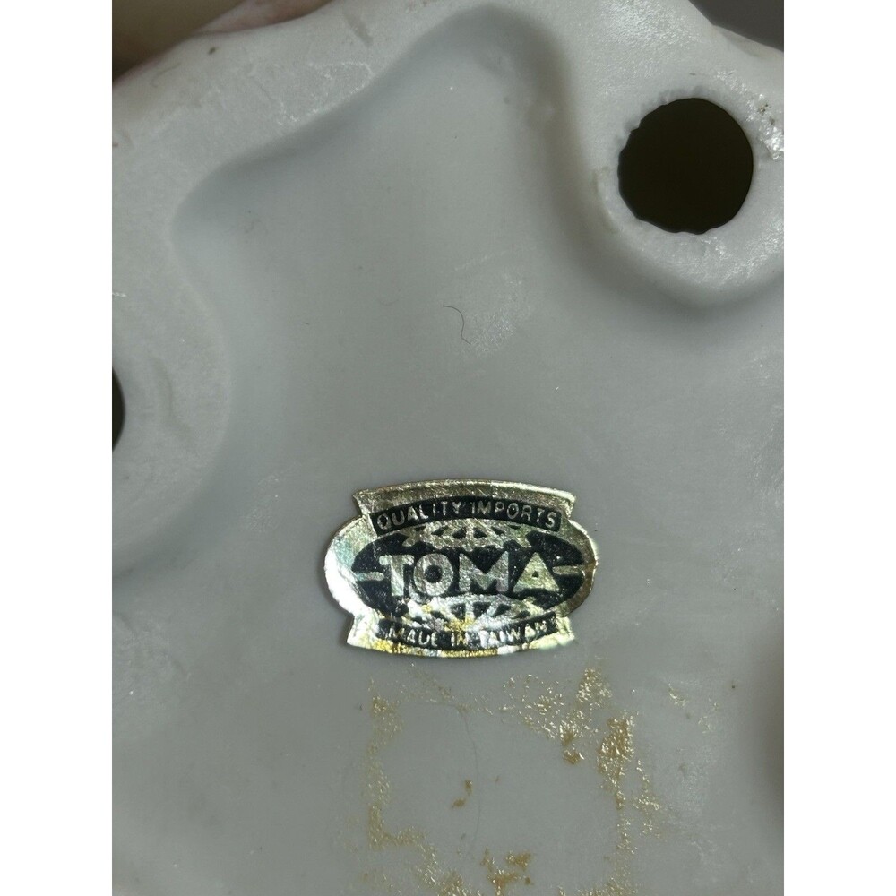 TOMA Porcelain White Dove Figurine Heart Arch Floral Decor Romantic Collectible - Picture 6 of 13